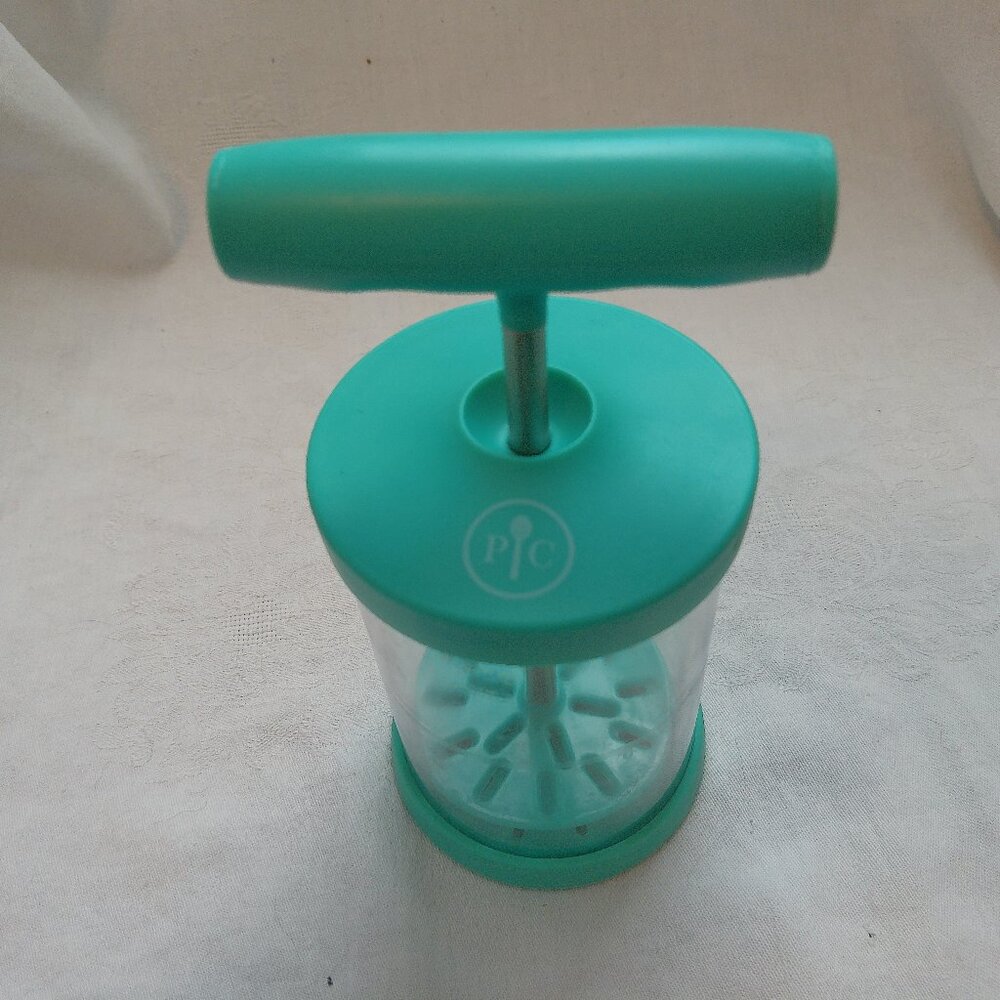 Pampered Chef Whipped Cream Maker Handheld #1461 with Lid